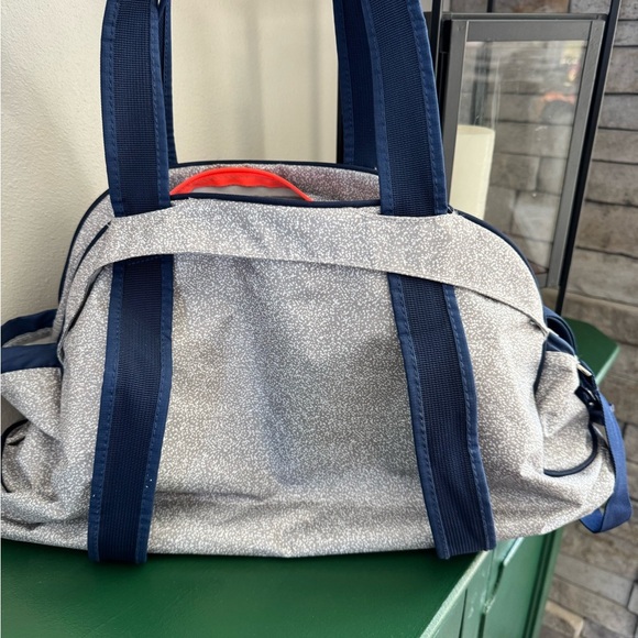 Fuel duffle bag, excellent condition! Never used! - Picture 4 of 6